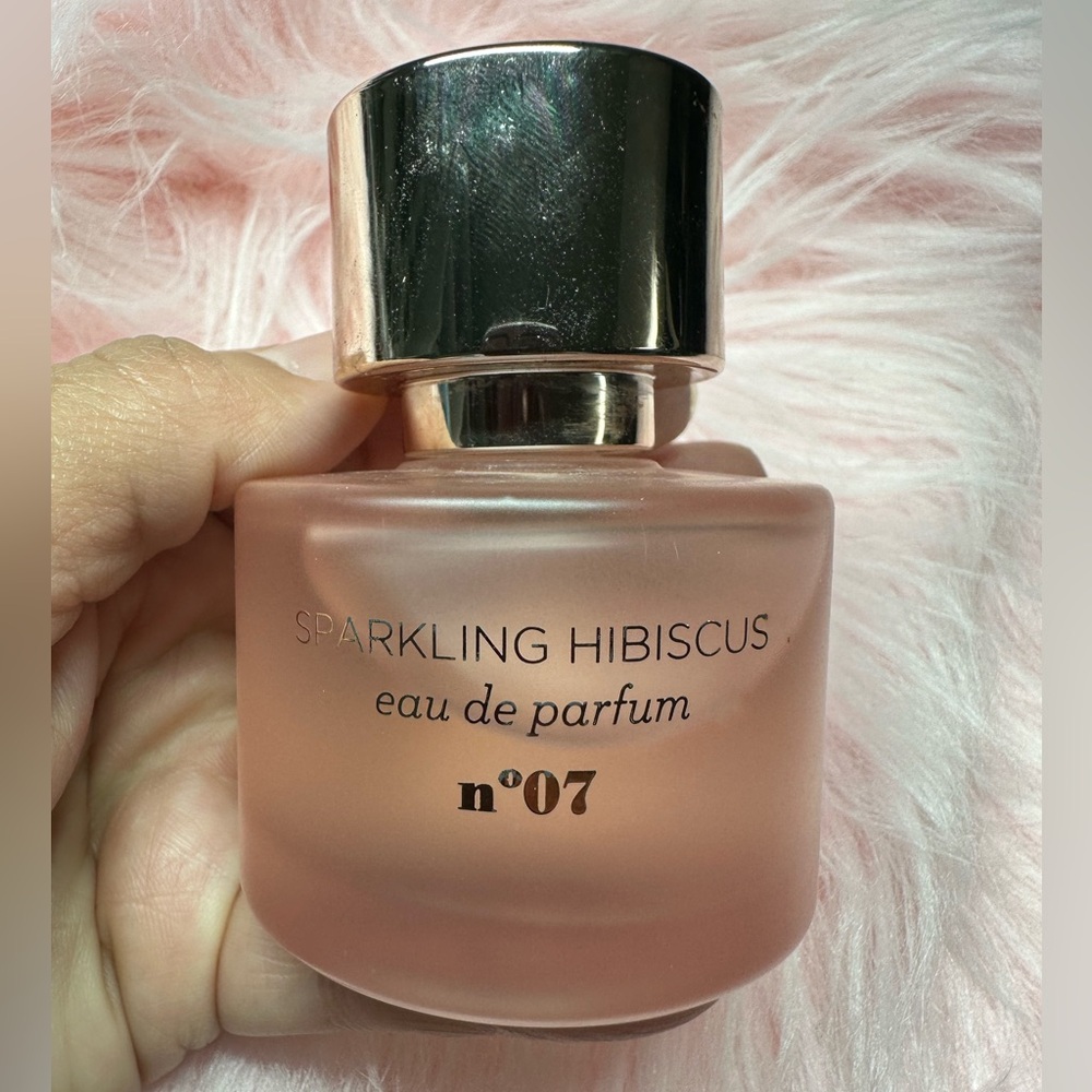 Mix:Bar Sparkling Hibiscus Eau de Parfum - Picture 4 of 4